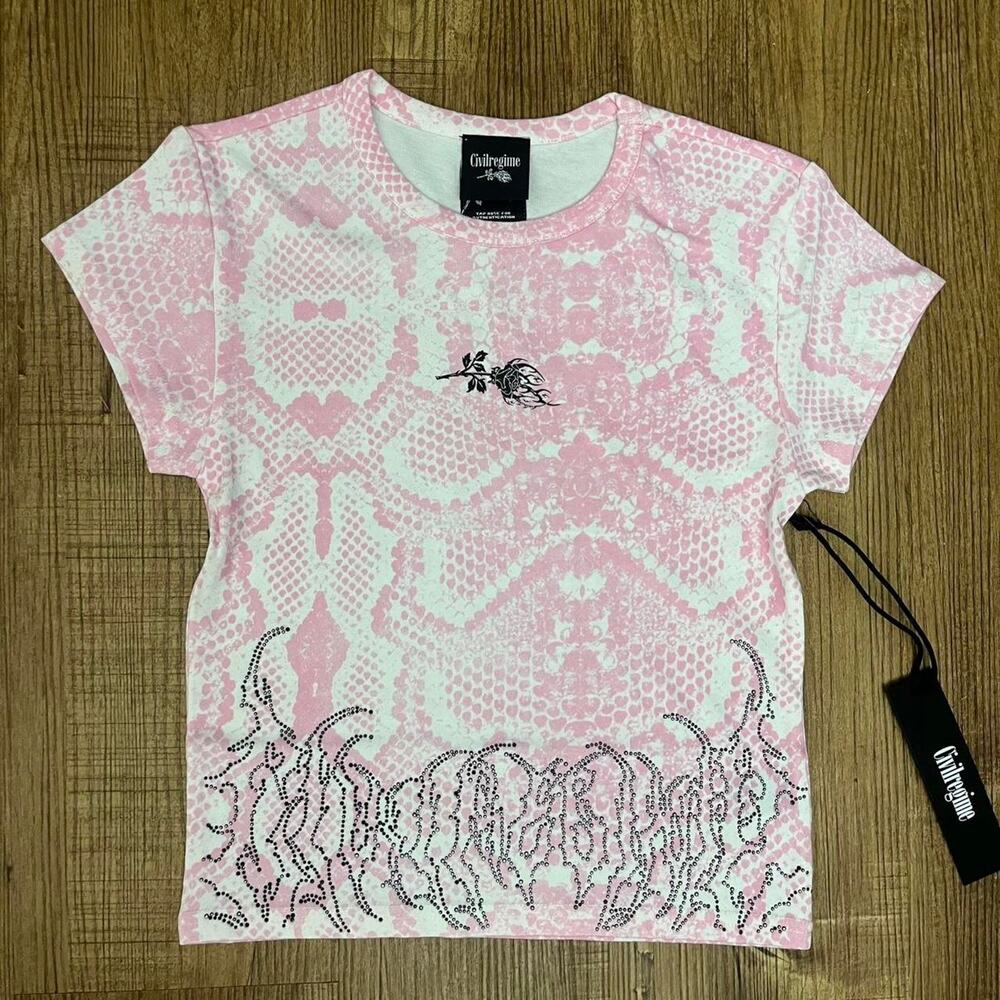 Civil regime baby pink snake print women's baby tee